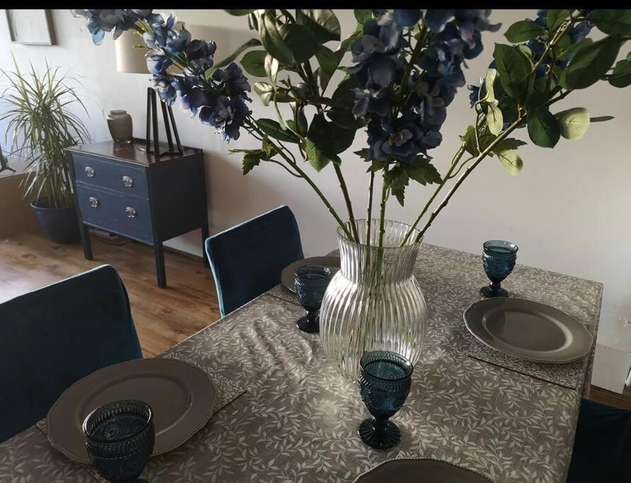 2 Bed Flat, Bounds Green, Piccadilly Line, London N11 Extérieur photo