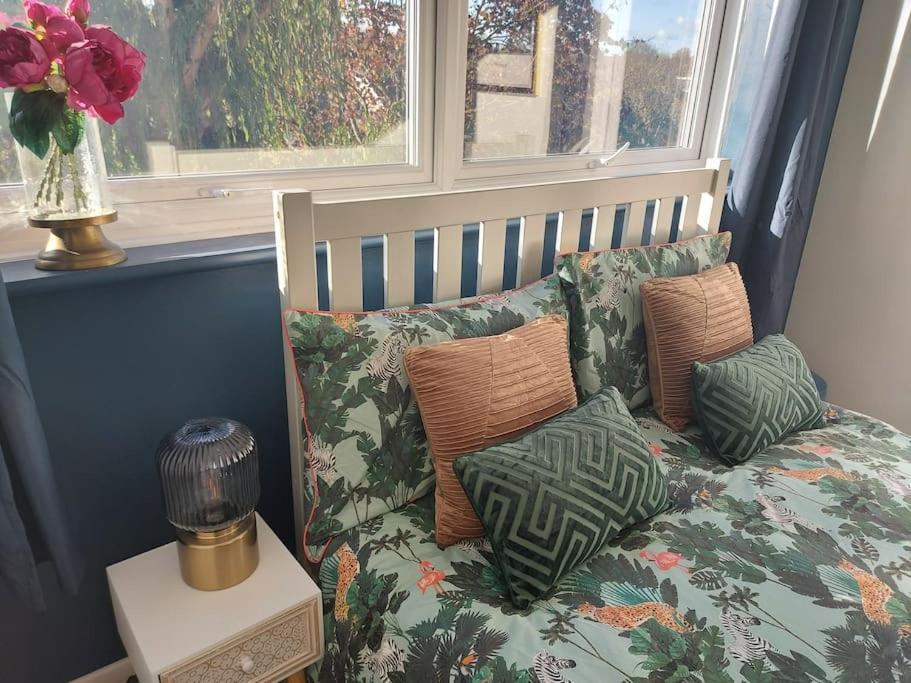 2 Bed Flat, Bounds Green, Piccadilly Line, London N11 Extérieur photo