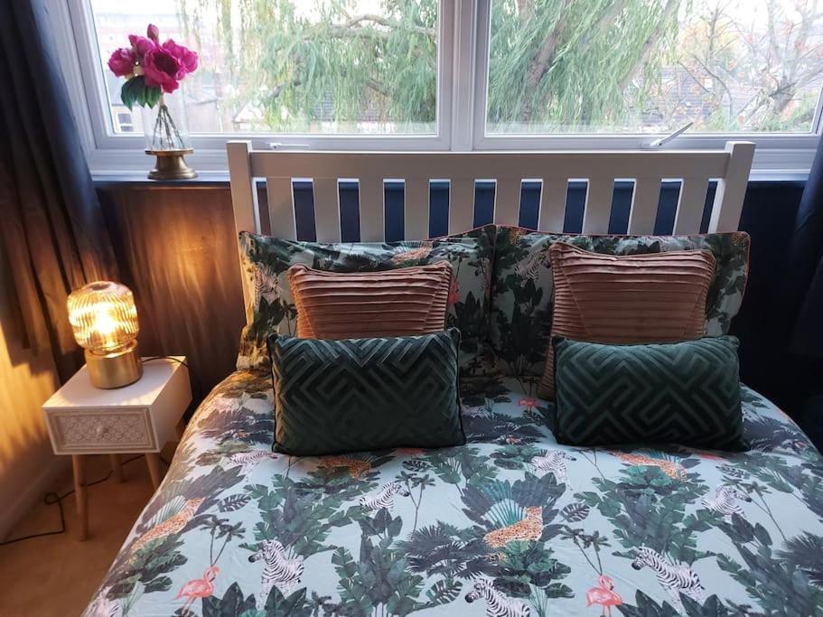 2 Bed Flat, Bounds Green, Piccadilly Line, London N11 Extérieur photo
